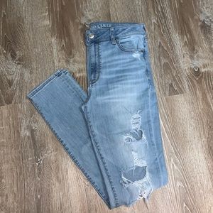 AEO Size 10 Hi-Rise Straight Jean.